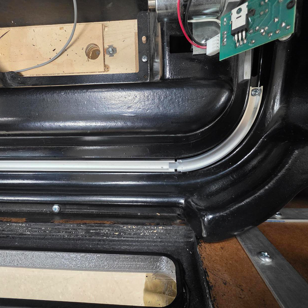 Diamond R9 Aluminum Ball Track Insert - Smart Table